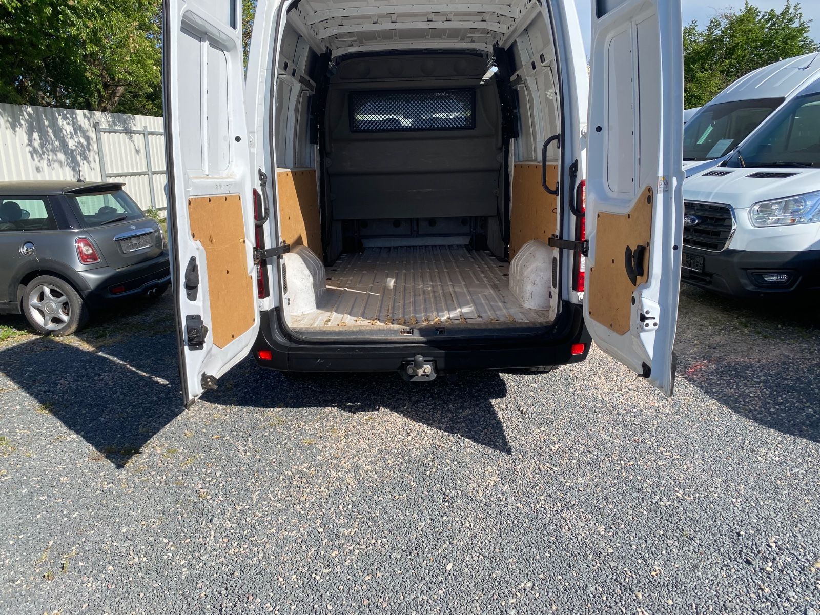 Fahrzeugabbildung Renault Master III Kasten L3H2 3,5t Doka,7-Sitzer,AHK