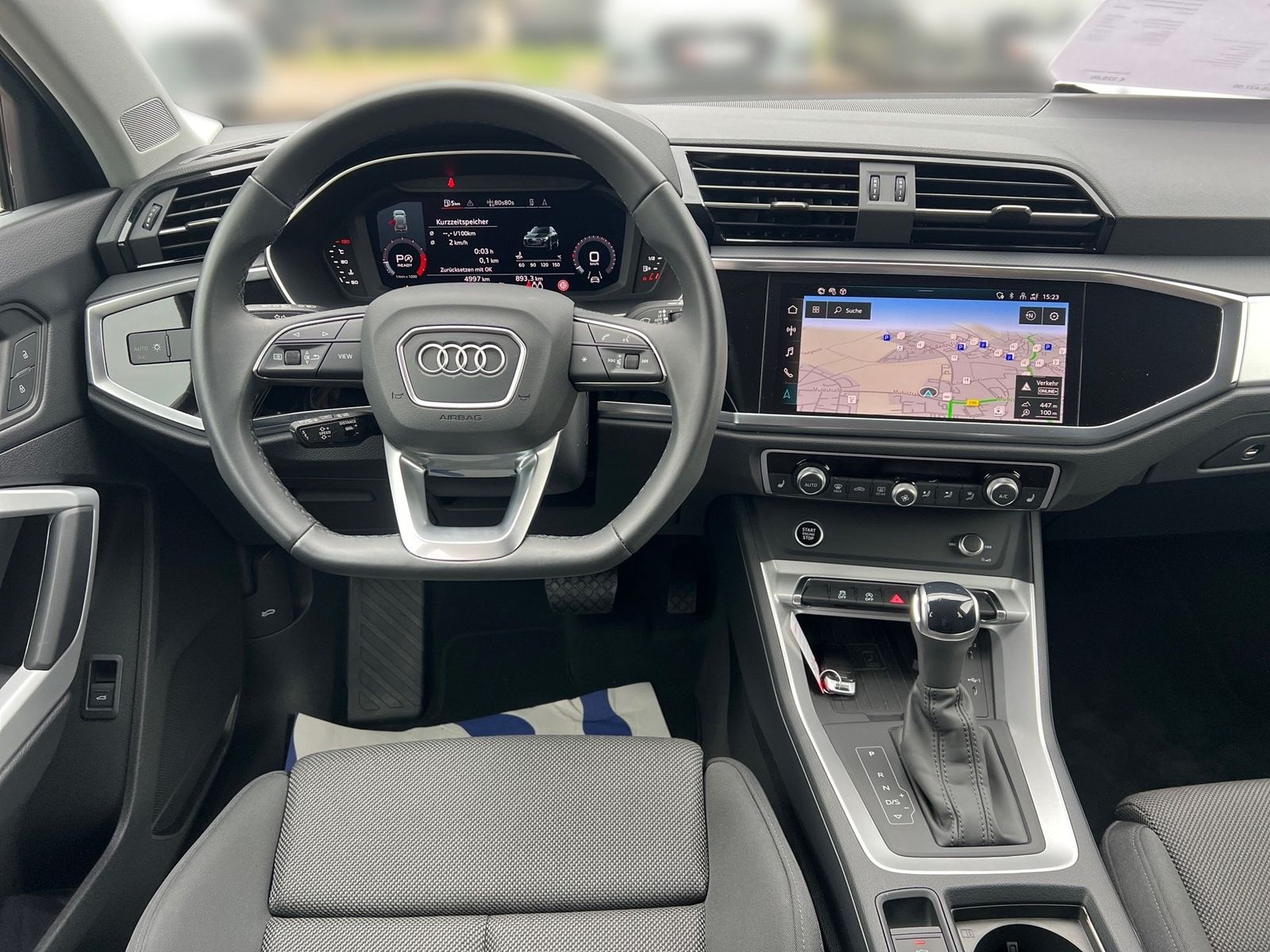 Audi Q3 - Bild 12