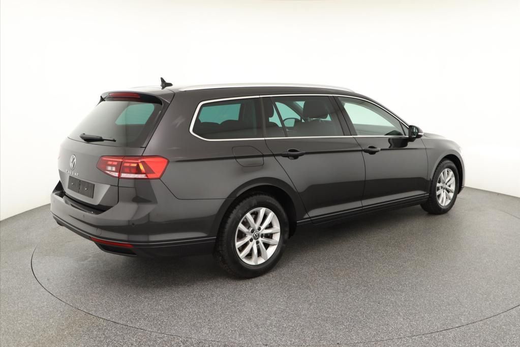 Volkswagen Passat Variant Business 2.0 TDI DSG RFK*PDC*NAV