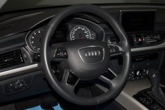 Fahrzeugabbildung Audi A6 1.8 TFSI ultra Navi,Standheizung,Bi-Xenon,19"