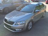 Skoda Octavia 1.8TSI Elegance - Skoda Octavia mit Benzin-Antrieb: 1.8