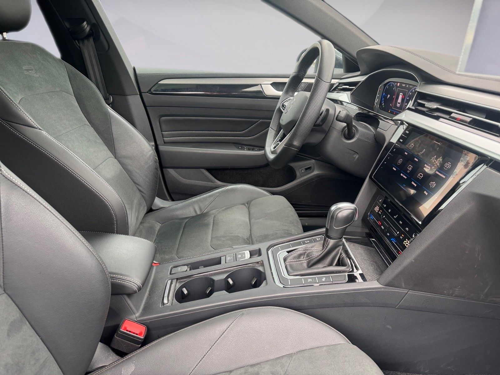 Fahrzeugabbildung Volkswagen Arteon Shooting Brake R-Line 2.0 TDI