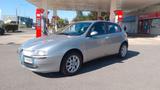 Alfa Romeo 147 1.6i 16V T.S. 84milakm Neop 5 p 0 - silberne Alfa Romeo 147