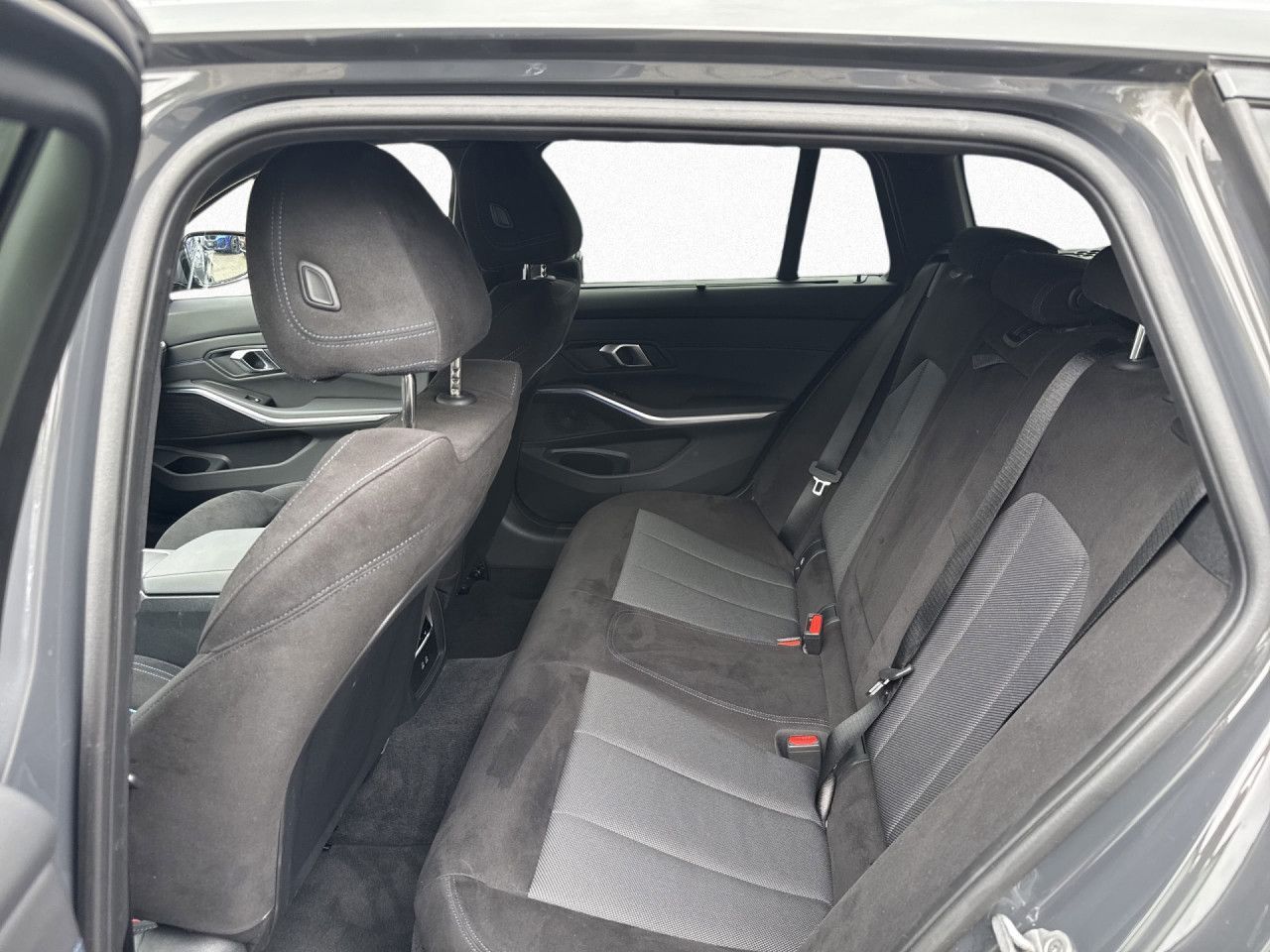 BMW 320 - Bild 14