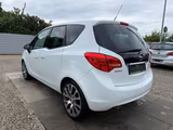 Opel Meriva 1,4 B Color Edition Sport Lenkrad - Opel Meriva mit Benzin-Antrieb