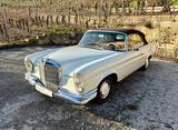 Mercedes-Benz 220 SEB Cabrio W111, Schalter, Becker Grand Prix - Mercedes-Benz 220: Cabrio, 220s
