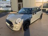 MINI ONE Mini 5-Trg. - HU&AU & Service NEU - MINI ONE: bis 15000 Euro