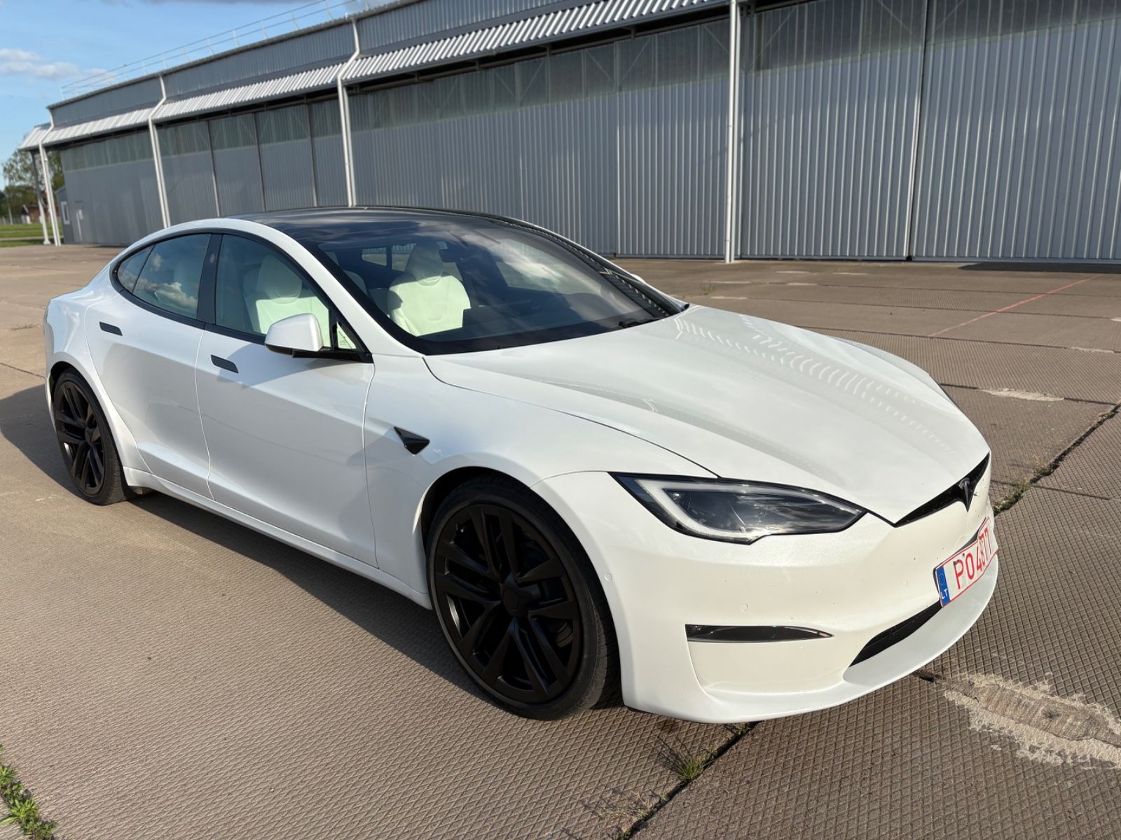 TESLA Model S