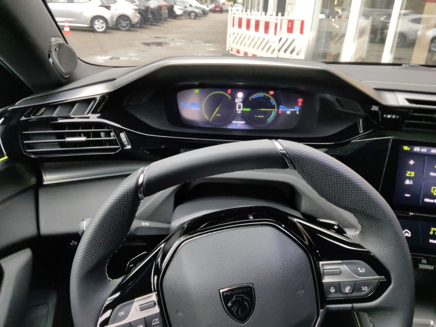 Peugeot 408 - Bild 12