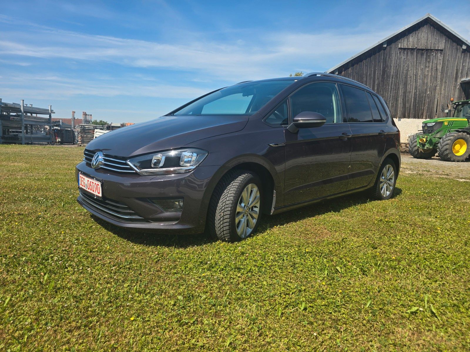 Volkswagen Golf Sportsvan - 1