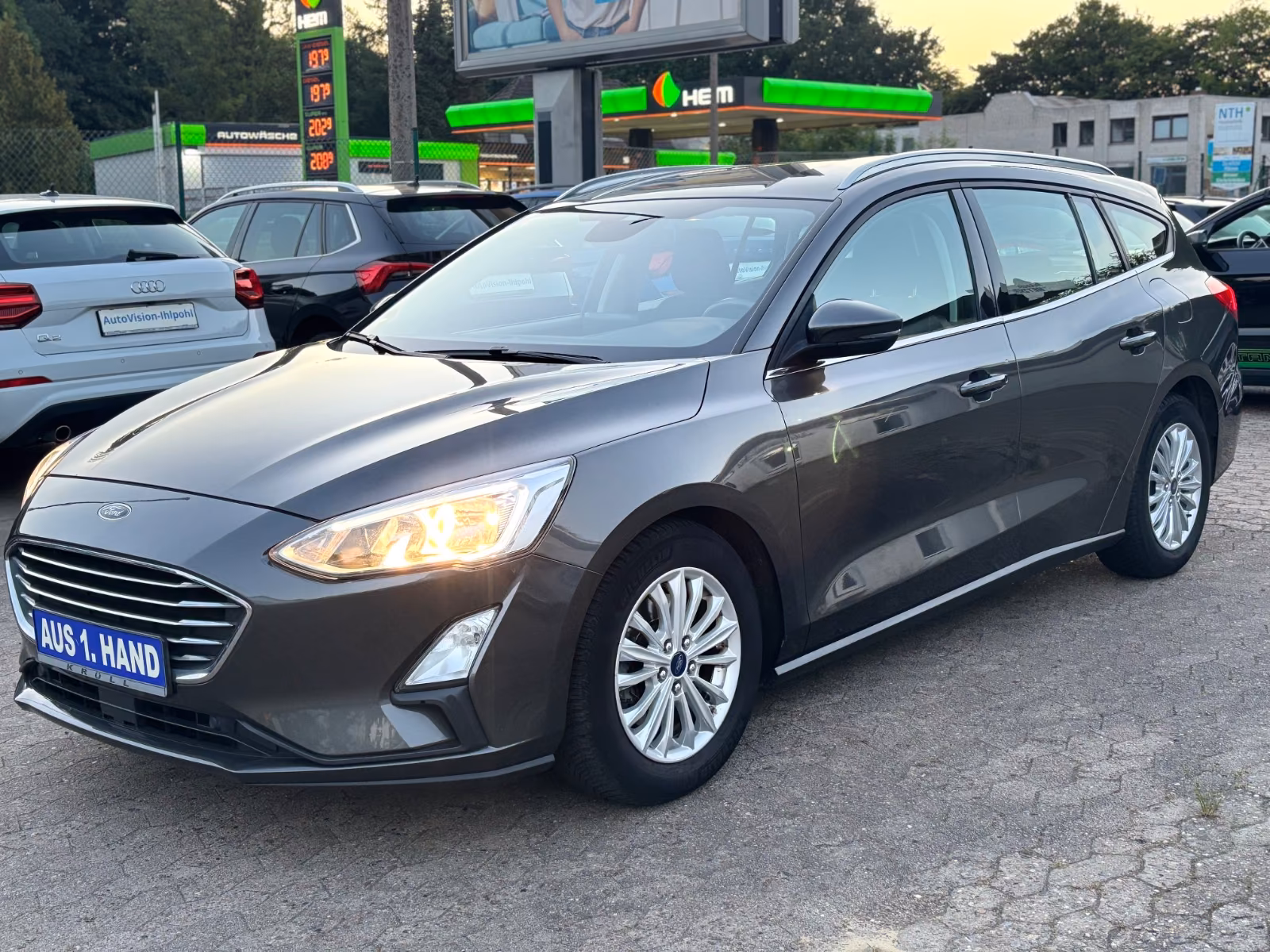 Ford Focus Turn. *Titanium*1.Hand*AHK*TÜV NEU!!