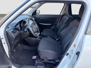 Fotografie 9 des Suzuki Swift Comfort+