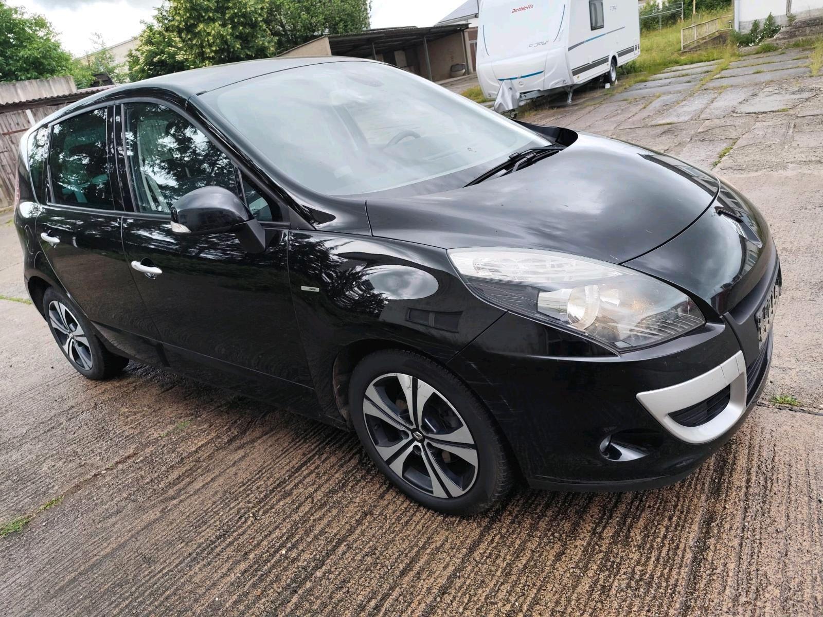 Renault Scenic 2011 — фото 8