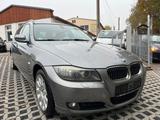 BMW 330d xDrive*Leder*Xenon*Navi*Temp* - BMW 330 aus 2009: D