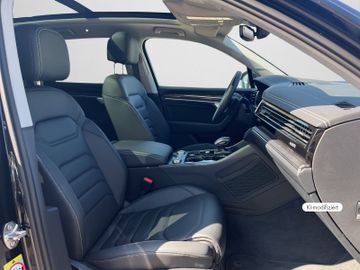 Volkswagen Touareg - 4