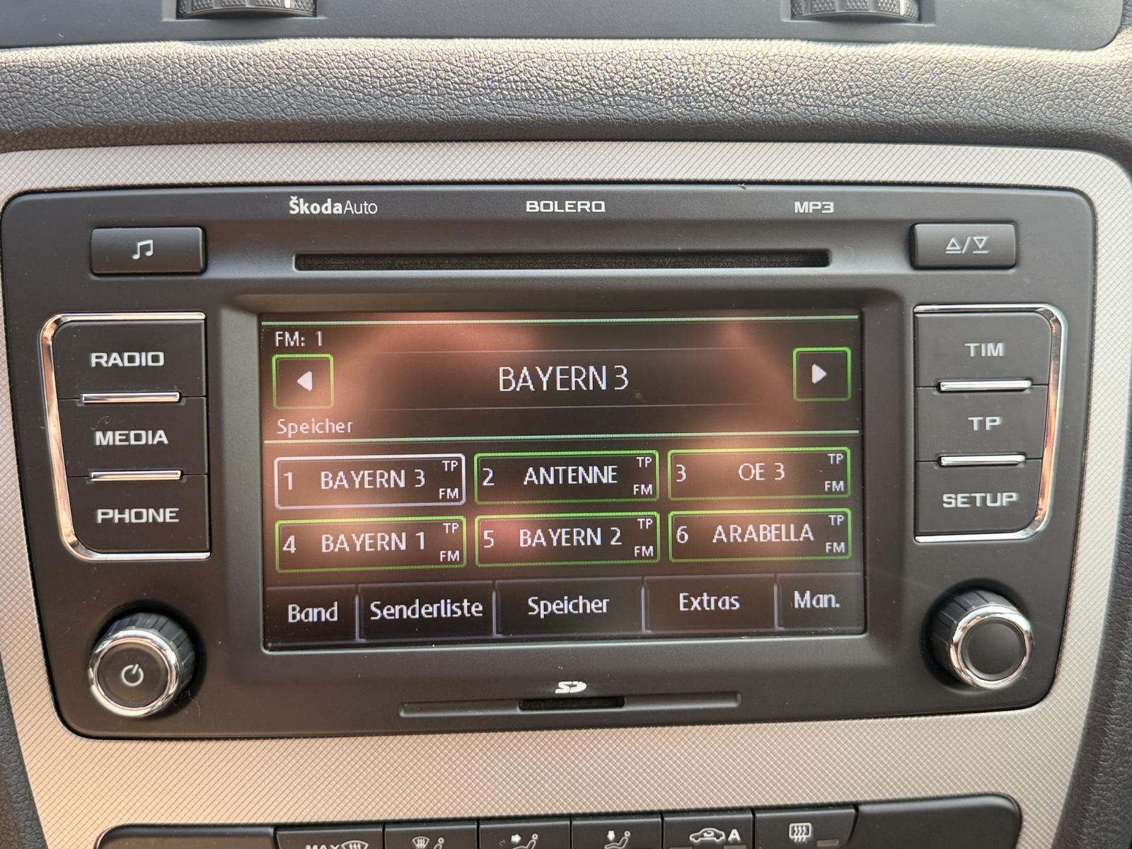 Skoda Octavia 2012 — photo 14