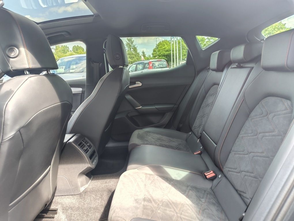 Fahrzeugabbildung SEAT Leon FR 2.0 TDI + mit Fahrschul Kit