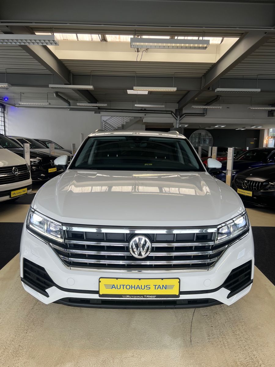 Fahrzeugabbildung Volkswagen Touareg 3.0 TDI 4Motion *LEDER*ACC*AHK*