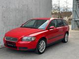 Volvo V50 Kombi T5 Kinetic Allrad Automatik *AHK* - Volvo V50 mit Benzin-Antrieb