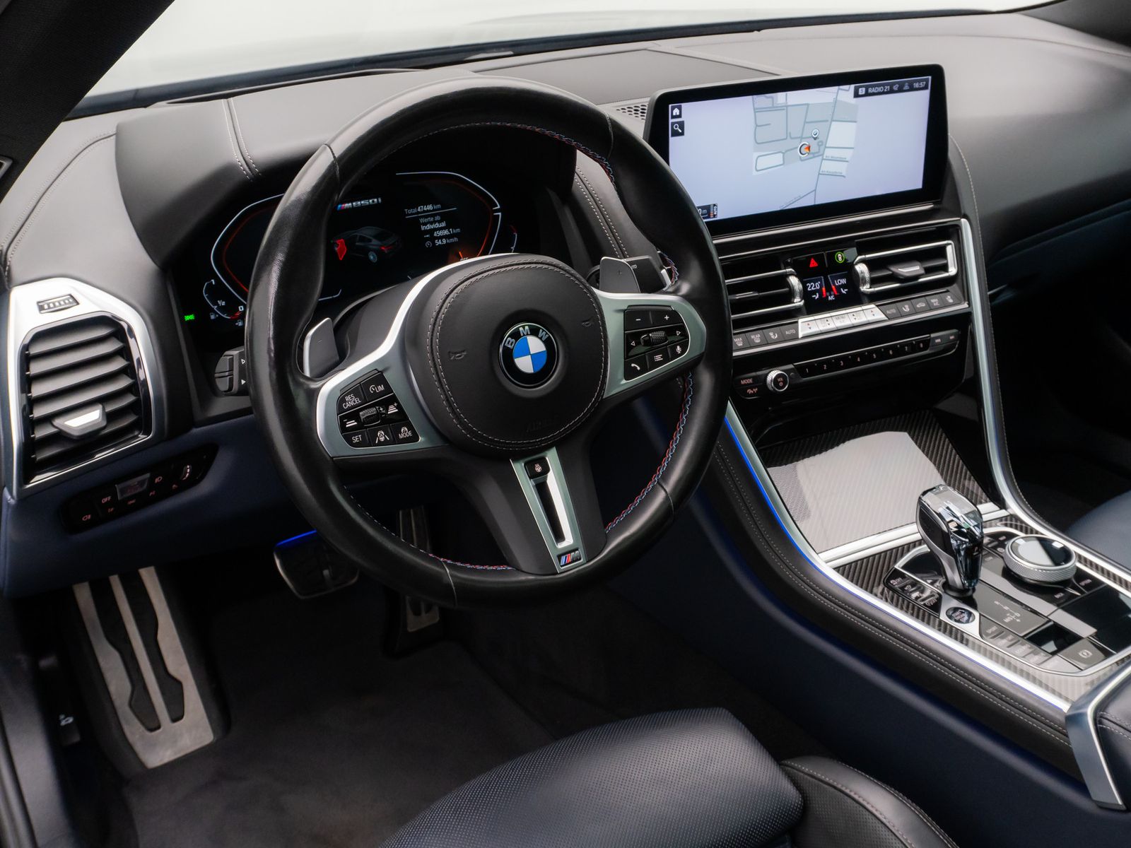 Fahrzeugabbildung BMW M850i xD GC 360° Laser SoftCl DisplKey Belüftung