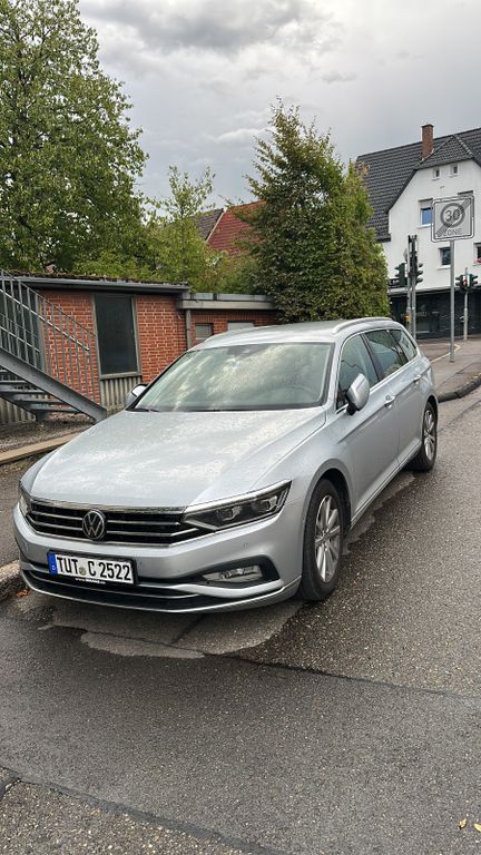 Image of Volkswagen Passat