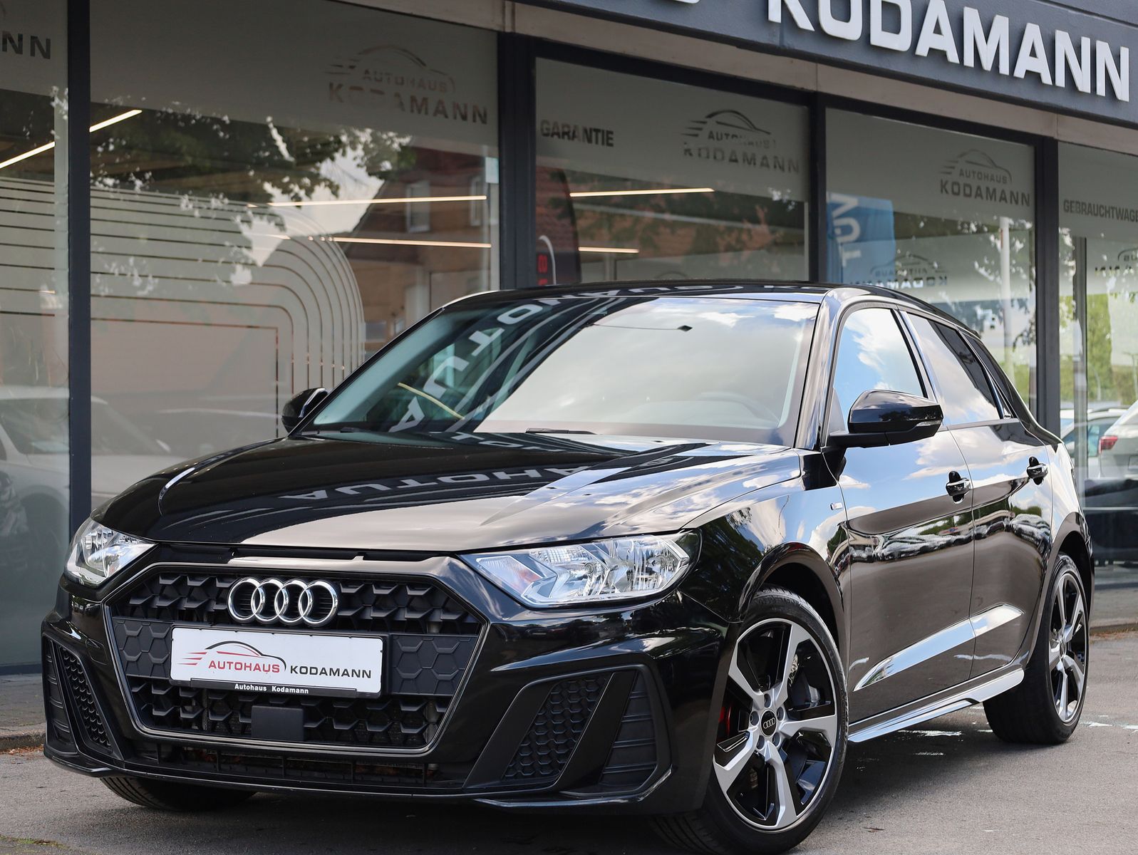 AUDI A1 30 TFSI*Virtual*DAB*CarPlay*17"LM*S-Line*