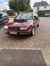 Volkswagen VW vento 1,8 Oldtimer - Volkswagen Vento aus 1993