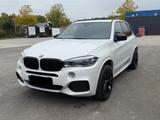 BMW X5 xDrive40d - - BMW X5: 4d