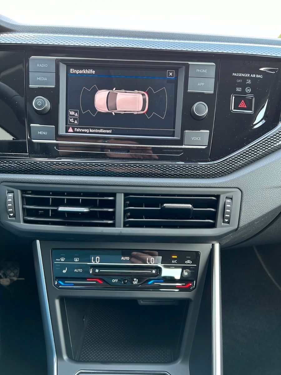 Fahrzeugabbildung Volkswagen Taigo Life 1.0 TSI ACC Alu SHZ Digital Cockpit