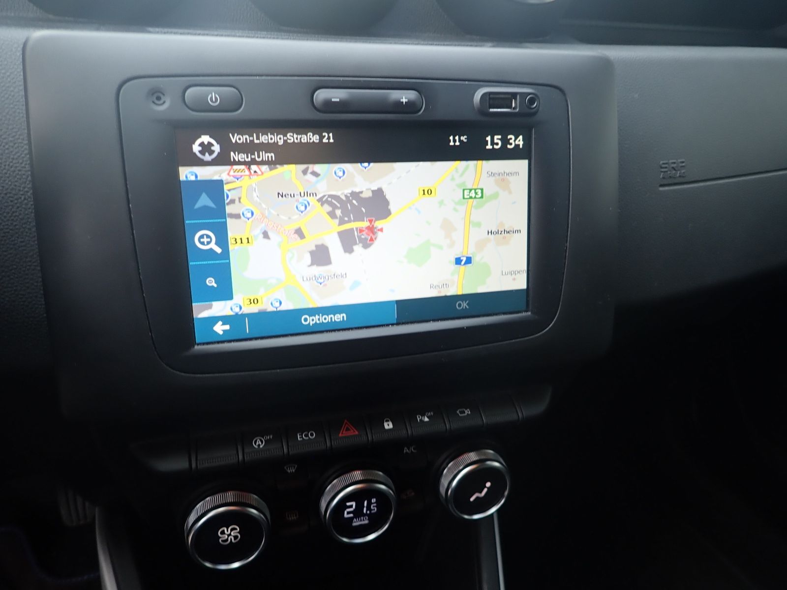 Fahrzeugabbildung Dacia Duster II Celebration TCe 100 ECO-G