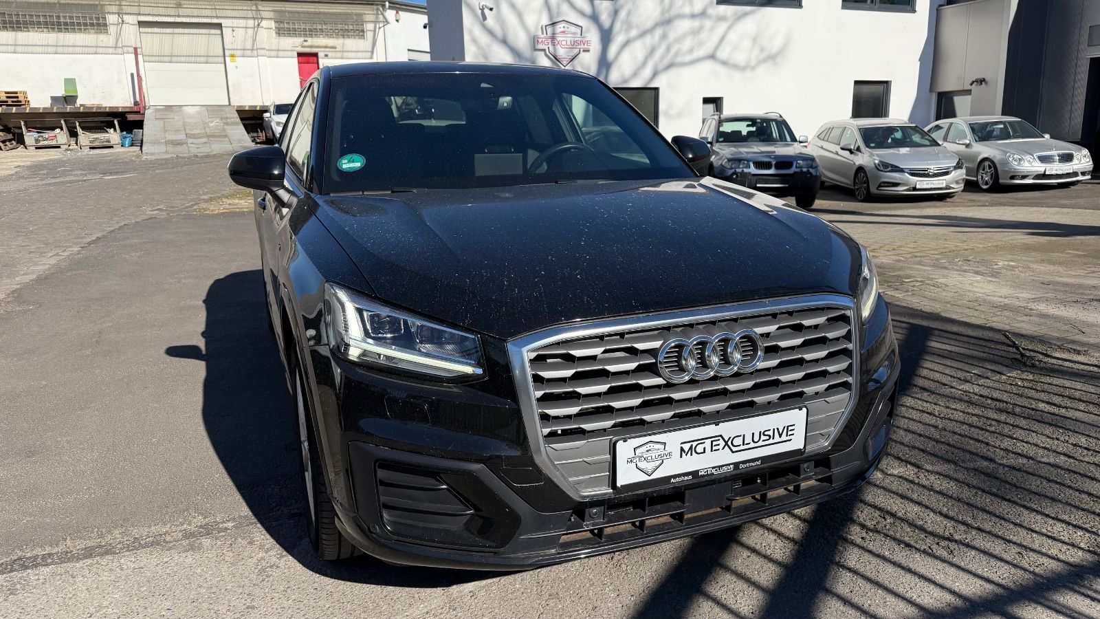 Fahrzeugabbildung Audi Q2 35 TFSI sport S-Line Sportpaket Plus