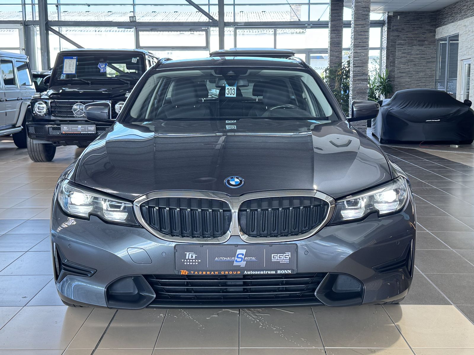 BMW 330 e Sport-Line Leder R.Cam Navi Ambiente HUD imagem 2