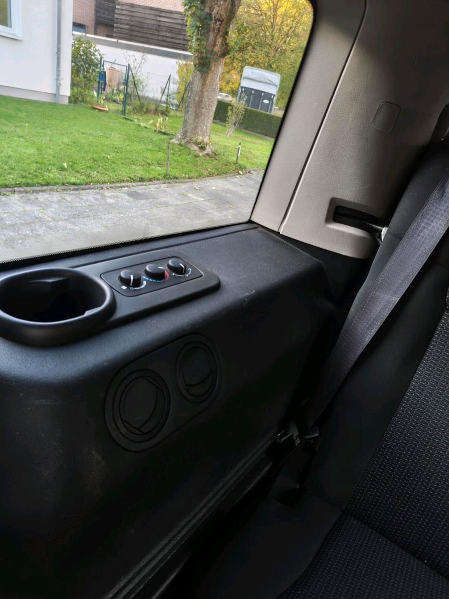 Jeep Commander 2007 — photo 14