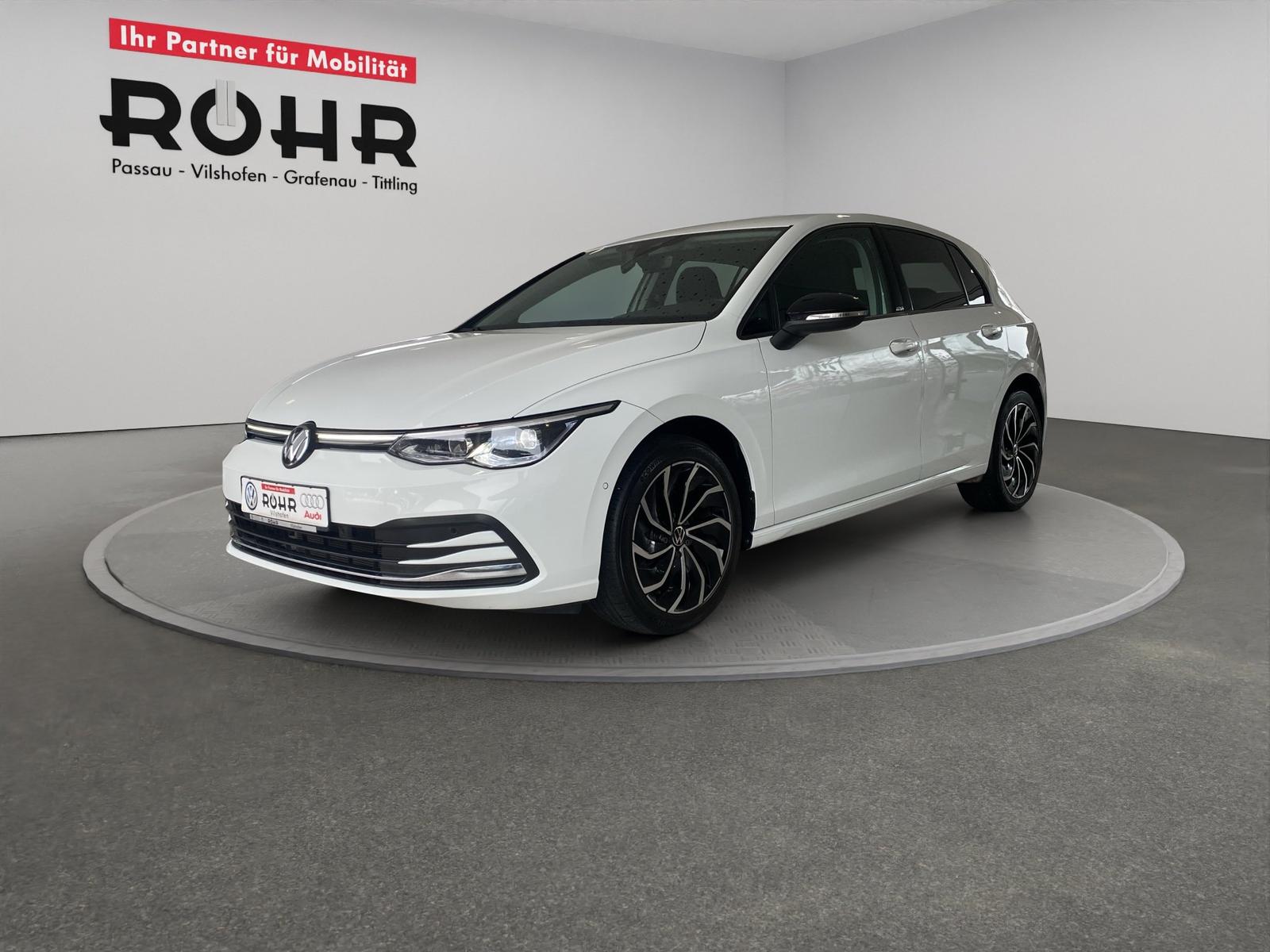 Volkswagen Golf VIII Life (NAVI.SHZ.ACC.AHK.DAB) 2.0 TDI