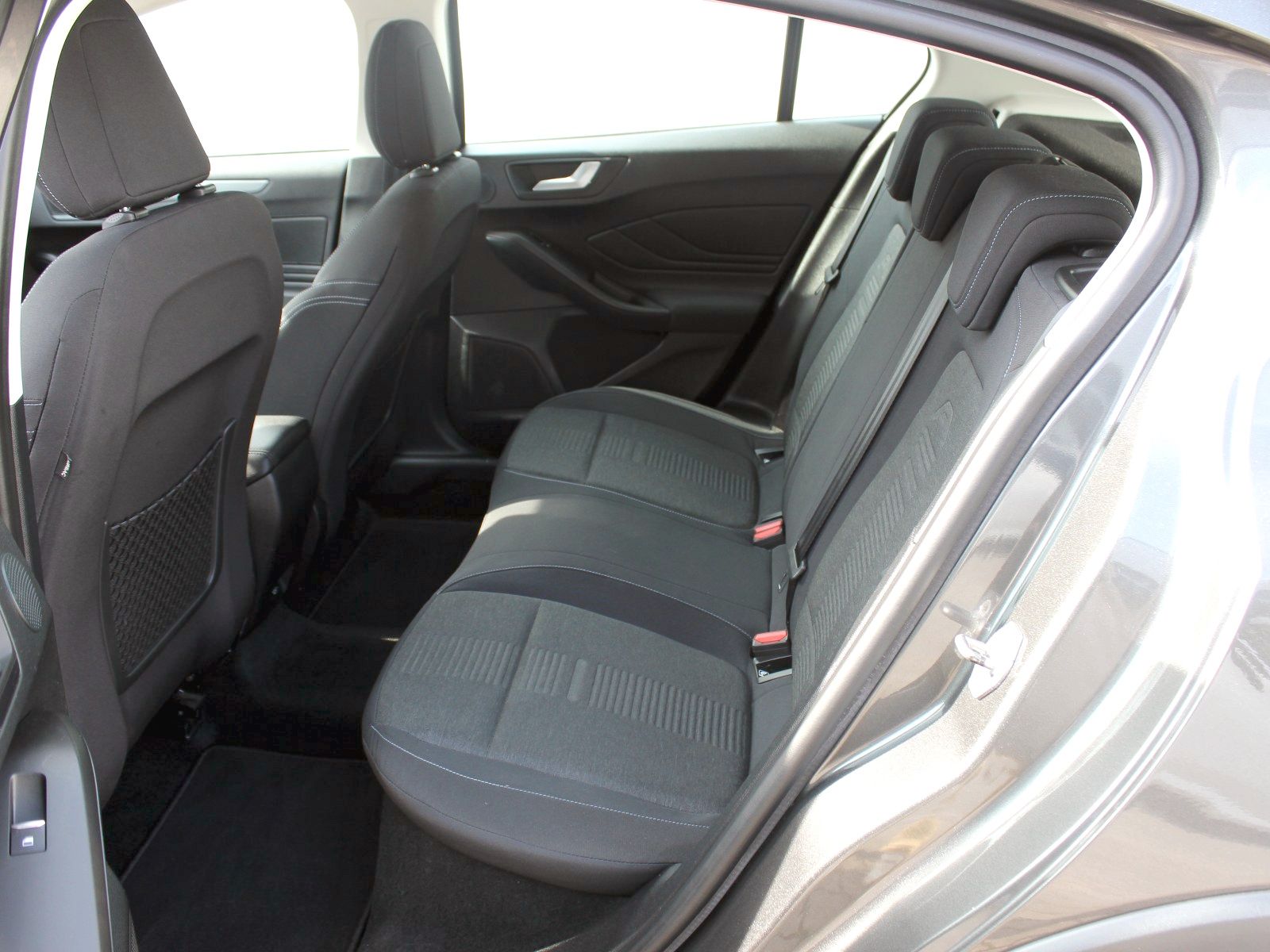 Fahrzeugabbildung Ford Focus Active 1,0 EcoBoost Start/Stopp