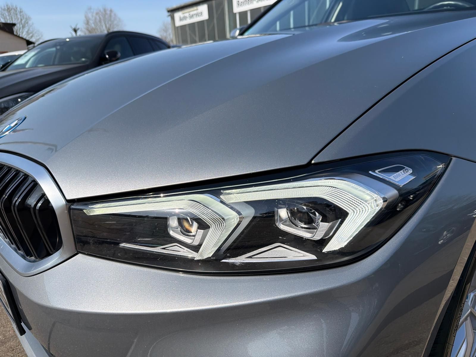 BMW 320 Facelift Limousine/1.Hd/HEAD UP/NAVI/PDC/LED foto 4