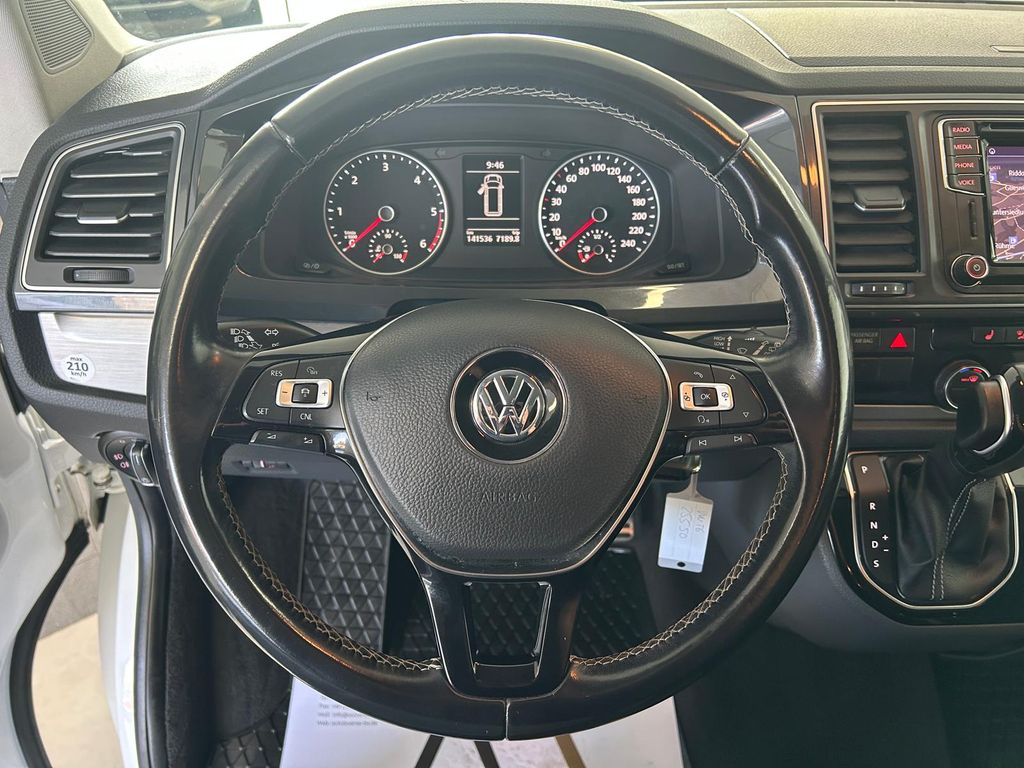 Volkswagen T6 Multivan T6.1 Multivan 2.0 TDI PANAMERICANA 4M*STH*AHK*AC