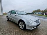 Mercedes-Benz Mercedes Coupe 180 Kompressor silber - Mercedes-Benz CL 180