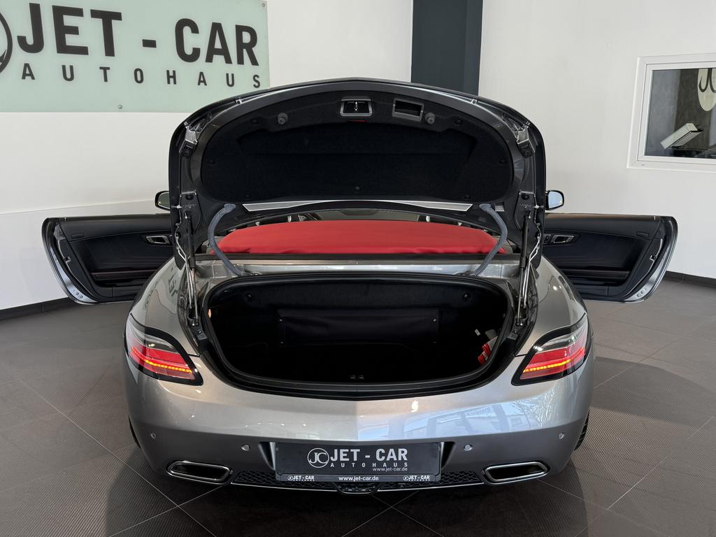 Mercedes-Benz SLS AMG