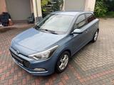 Hyundai i20 Trend 1.3/LPG/Webasto/PDC/Tempomat/S-H - gebrauchte Hyundai i20 aus dem Jahr 2017