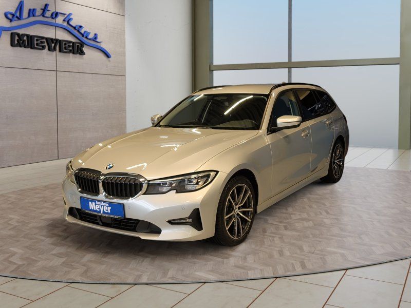 Image of BMW 320