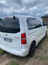 Toyota Proace (Verso) 2,0-l-D-4D 130kW L1 Executive... - Toyota Proace (Verso) von privat
