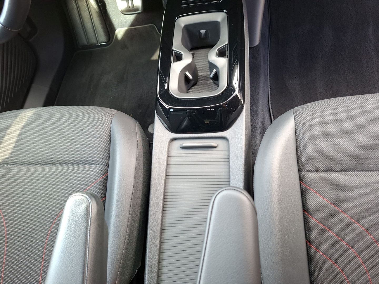 ID.4 GTX 4Motion *AHK*KAMERA*HUD*KEYLESS*DCC*MAT