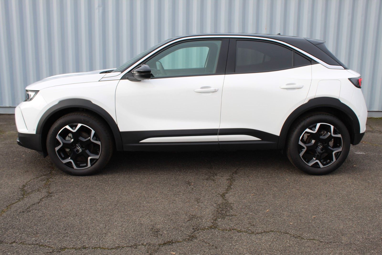 Fahrzeugabbildung Opel Mokka 1.2Turbo Ultimate Navi,Sitzh.,PDC,Ka...
