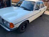 Mercedes-Benz Mercedes W123 200D TÜV Neu - Mercedes-Benz 200: D W123