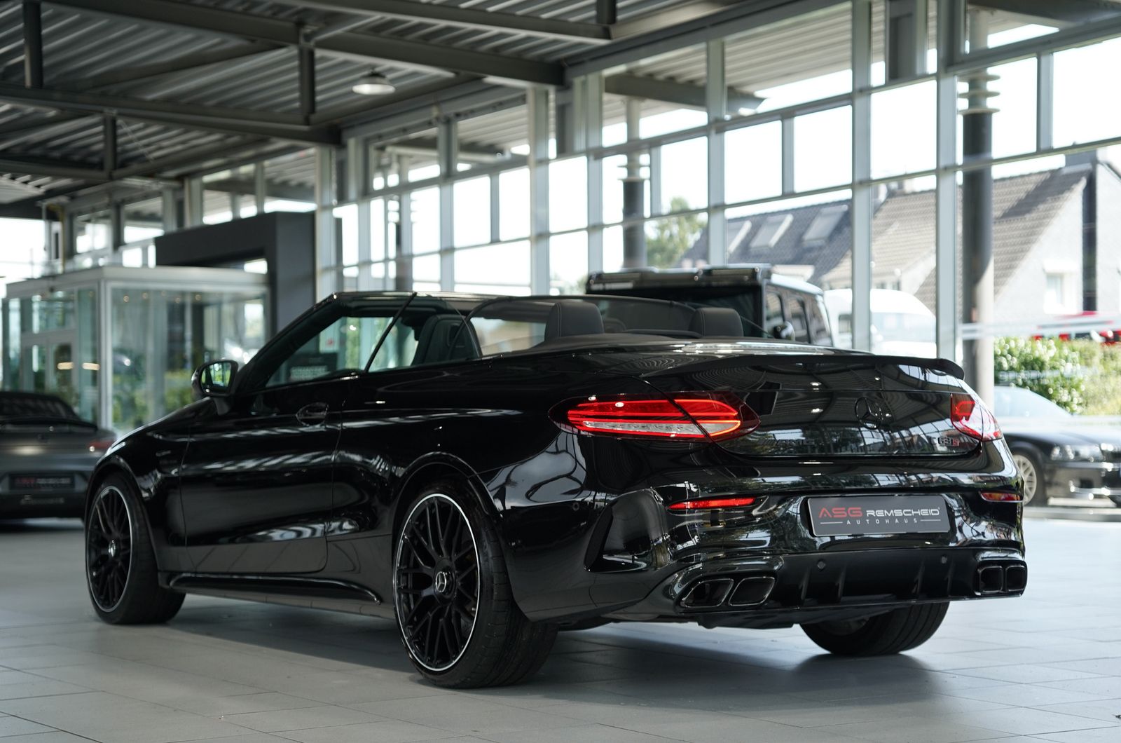 Mercedes Benz C 63 Amg
