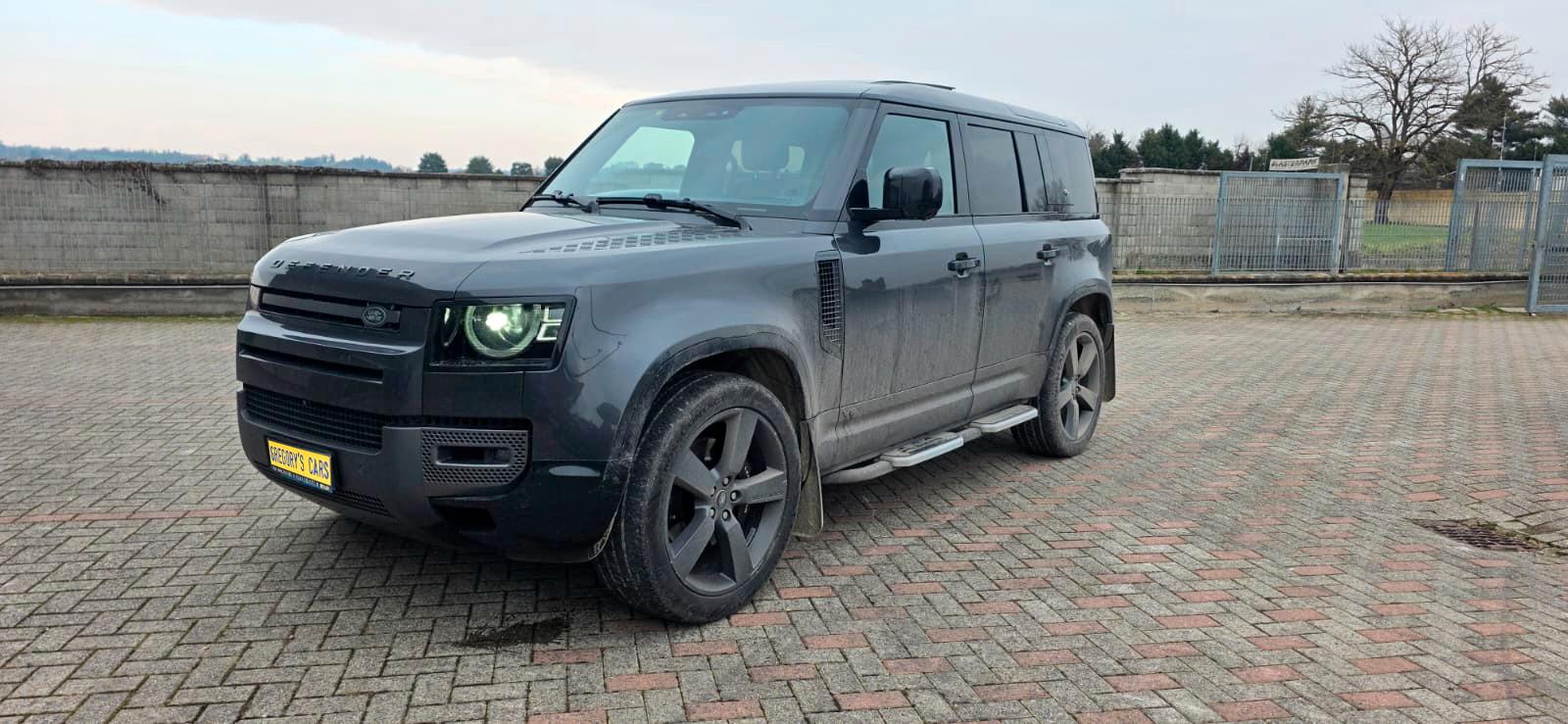 Land Rover Defender 110 5.0 P525 V8 Carpathian