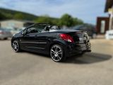 Peugeot 207 CC 1.6 16V 120 Platinum *LEDER*EINPARKHILFE* - Peugeot 207 aus 2011