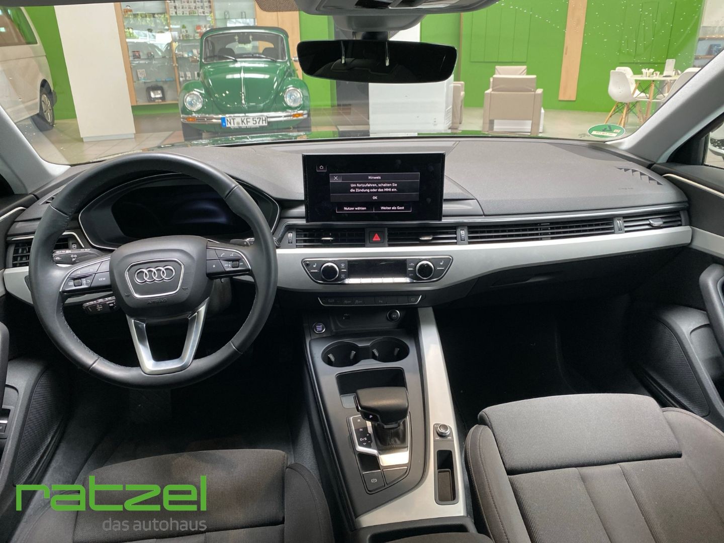 Fahrzeugabbildung Audi A4 2.0 TDI Avant S line 40 TDI S tronic El. Pano