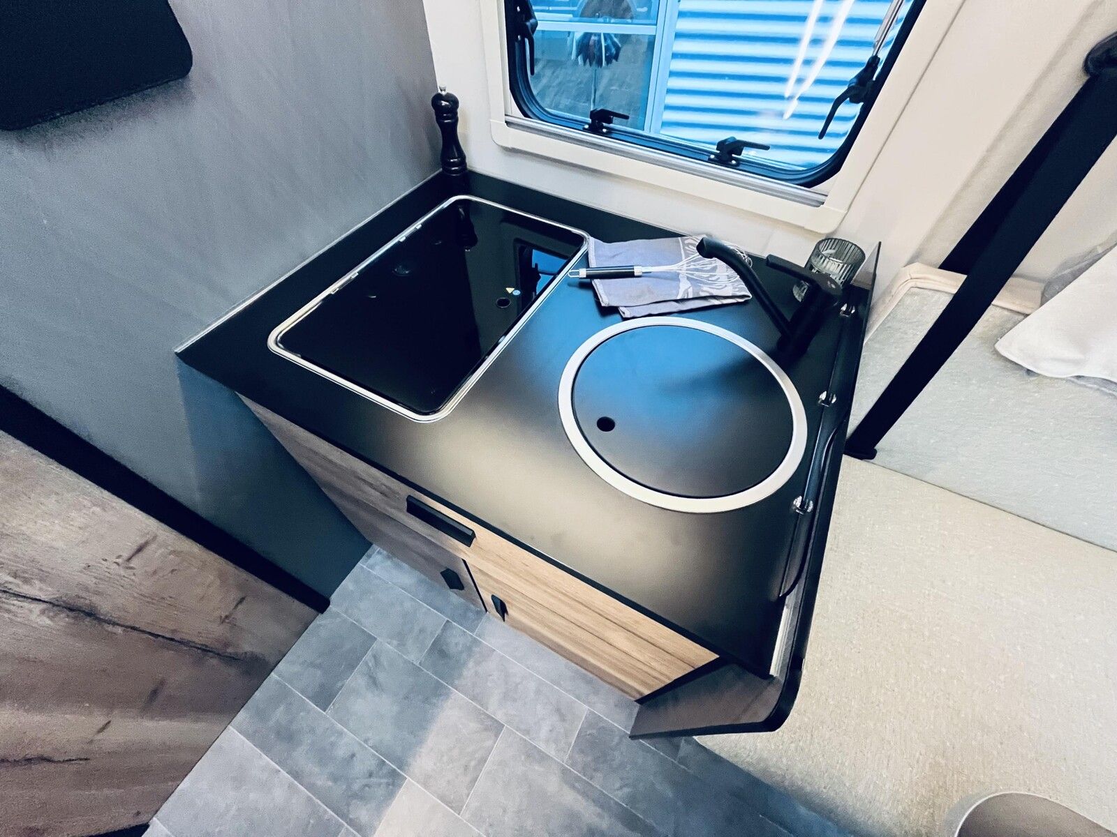 Fahrzeugabbildung XGO Dynamic 99P Modell 2027